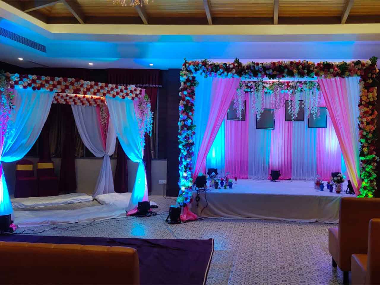 Wedding Sofa Decoration Services in Kharadi